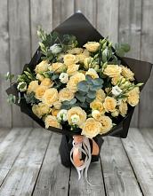 Букет цветов из:  Розы и Лизиантусы в Чехов-7