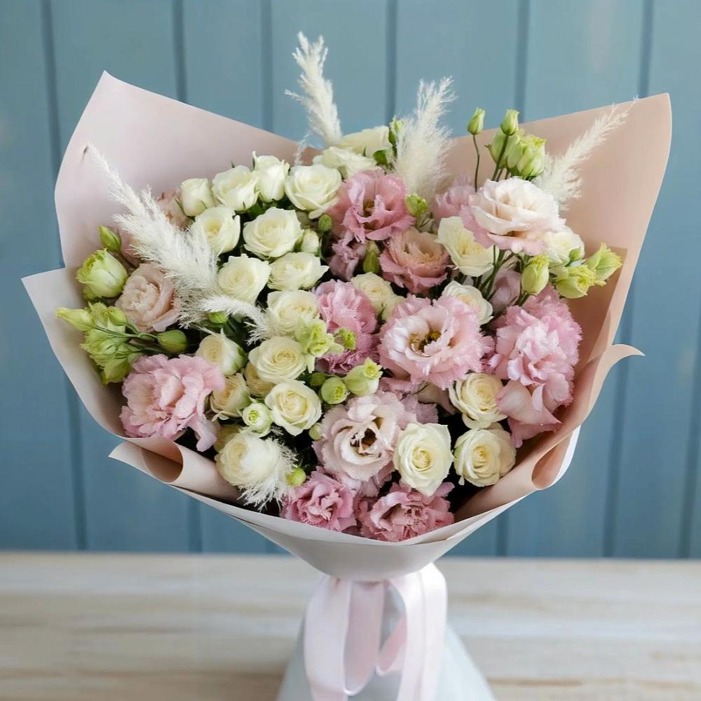 Букет цветов из: Альстромерии и Розы в Чехов-7