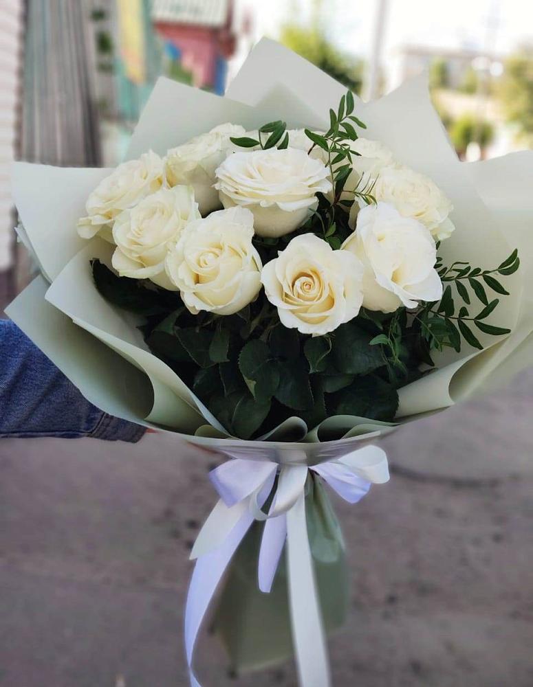 Букет Белые розы Проуд в Чехов-7