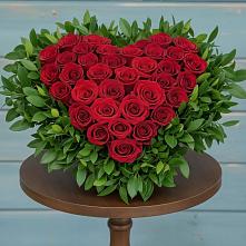 Цветочная композиция из Розы в виде сердца в Чехов-7