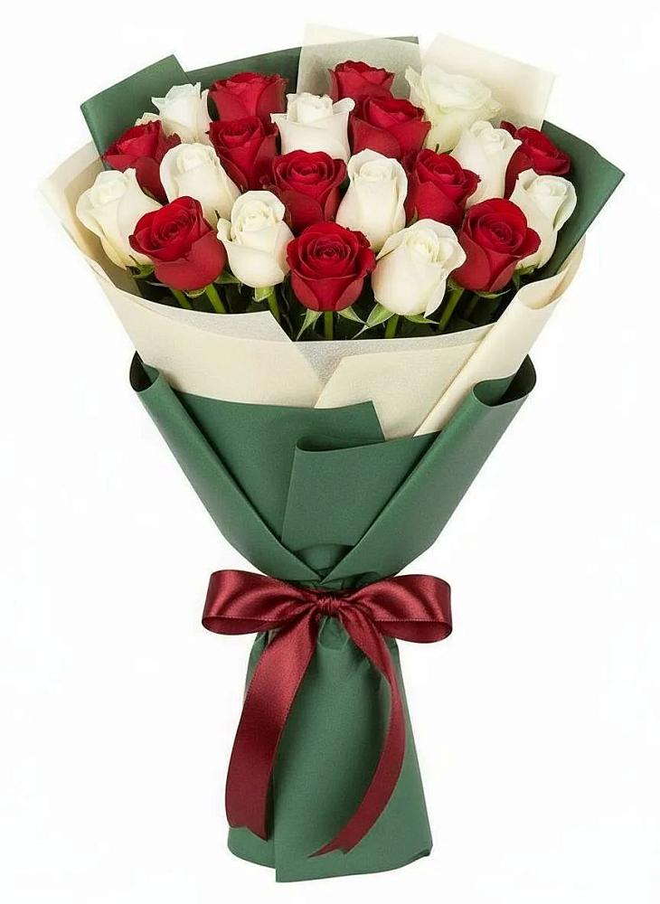 Букет Микс из красных и белых роз в Чехов-7