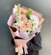 Букет цветов из:  Хризантемы и Розы в Чехов-7