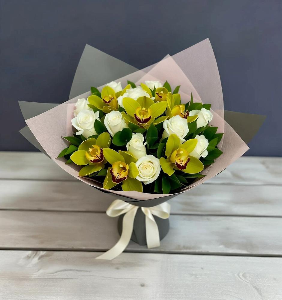 Букет цветов из: Орхидеи и Розы в Чехов-7