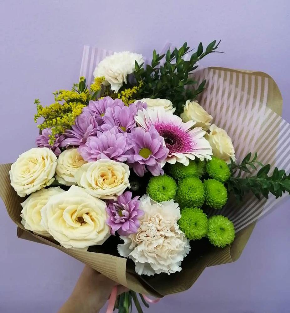 Букет цветов из: Хризантемы, Розы, Гвоздики и Герберы в Чехов-7