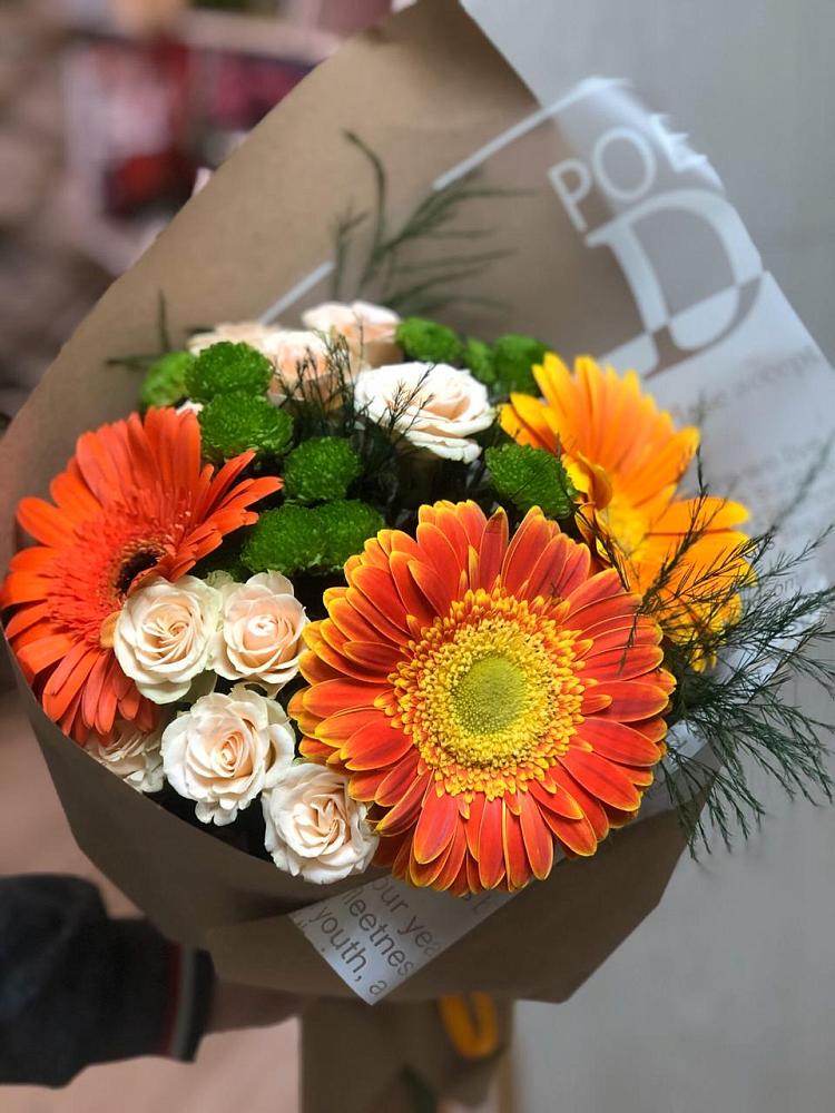 Букет цветов из: Герберы, Хризантемы и Розы в Чехов-7