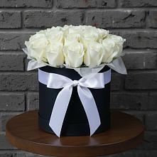 Цветочная композиция из Розы в шляпной коробке #REPLACE_PRED# Чехов-7